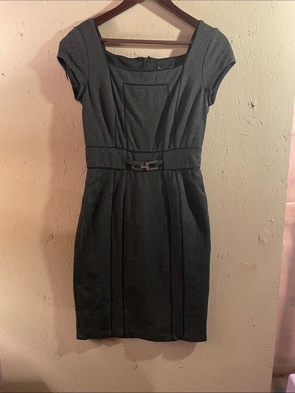 Banana Republic Charcoal Gray Cap-Sleeve Sheath Dress